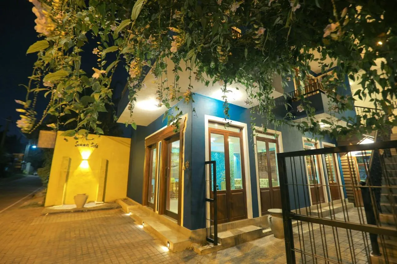 Otel Summerside Residence Negombo
