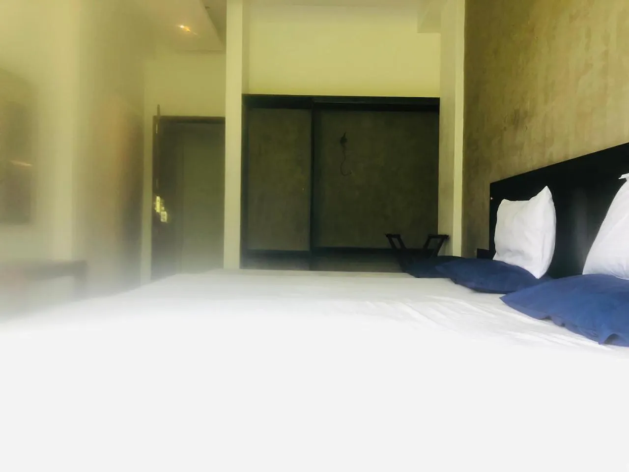 Hotel Summerside Residence Negombo