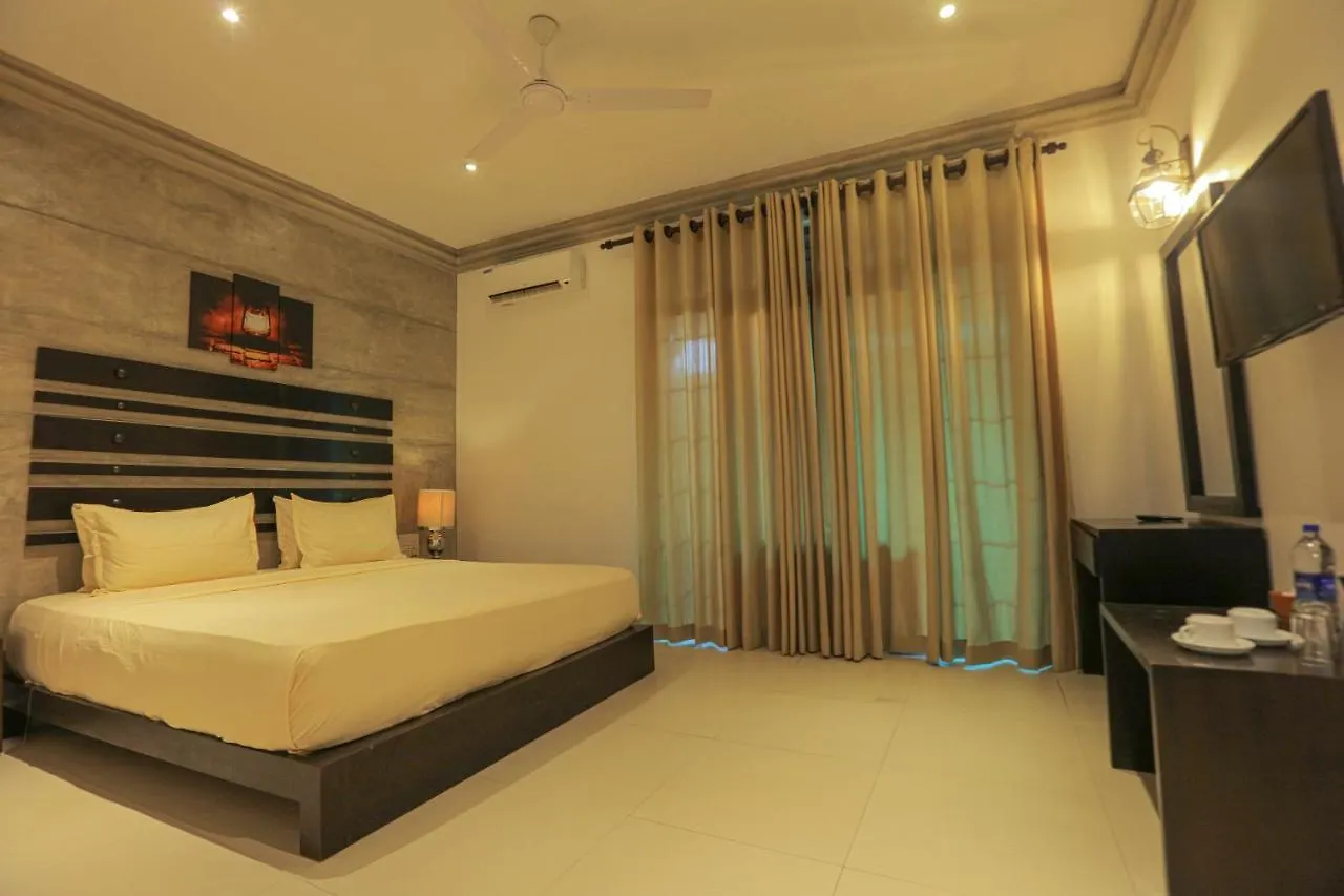 Ξενοδοχείο Summerside Residence Νεγκόμπο